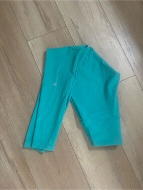 lululemon athletica Women’s Teal Leggings Size 6
